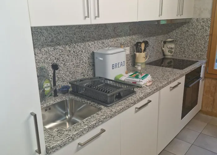 Traditional In - Parterre Or Ground Daire